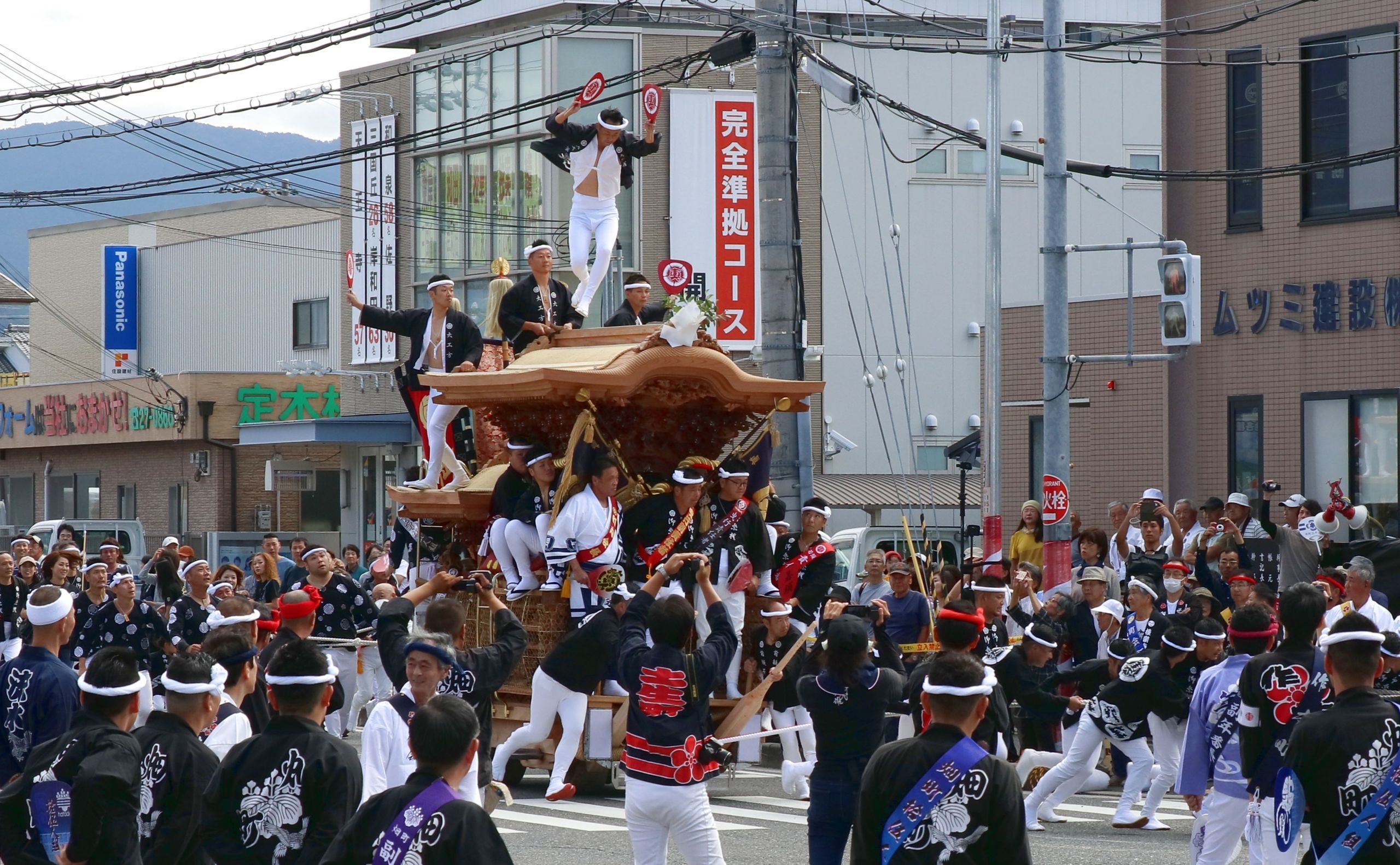 だんじり 祭り 10 月 岸和田だんじり祭りおすすめ見学場所と時間帯 見所を徹底紹介